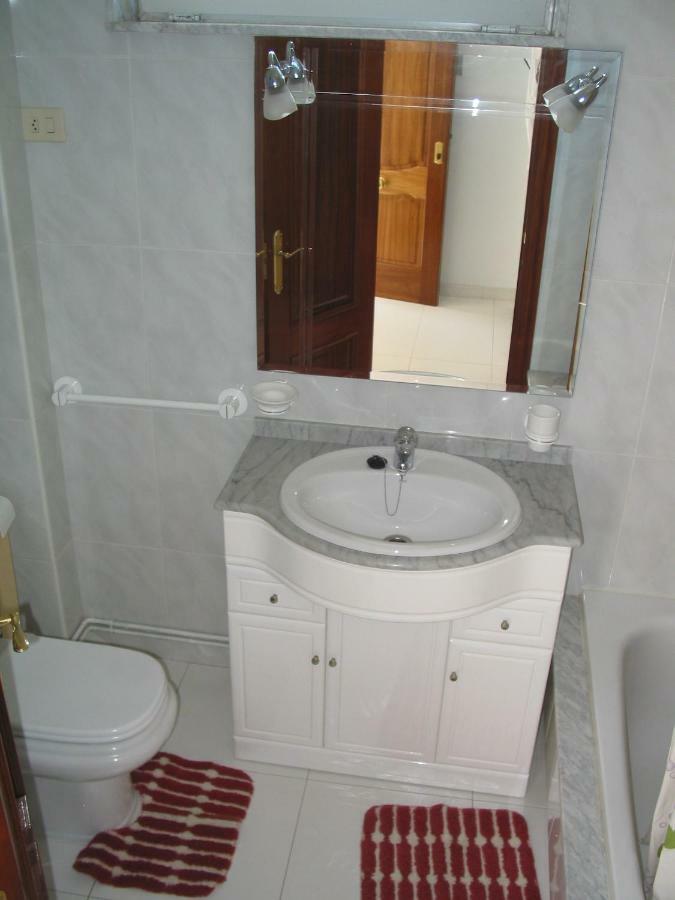 Apartamentos Monica °3 O Pindo Luaran gambar
